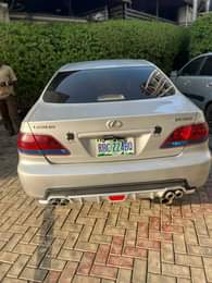 A picture of I want to swap this Es330 for a Toyota Camry