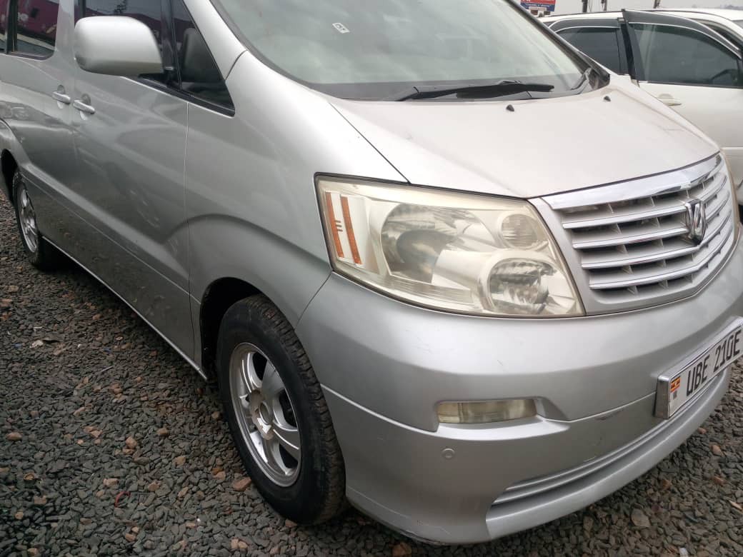 A picture of TOYOTA ALPHARD UBE AT 19 5M 0704522160 WTP 0776522160