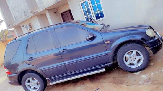 A picture of Mercedes Benz Brabus ML320 Limited Edition 08036976647