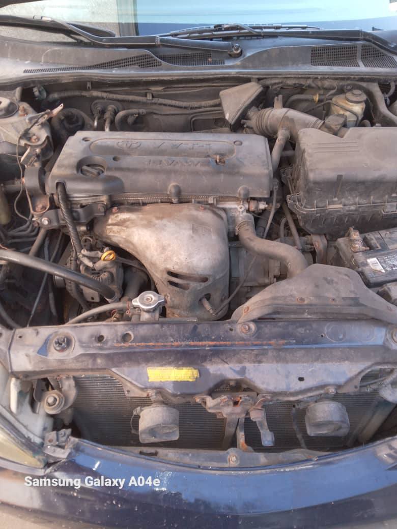 A picture of 2004 Toyota Camry