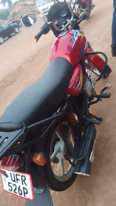 A picture of Bajaj CT125