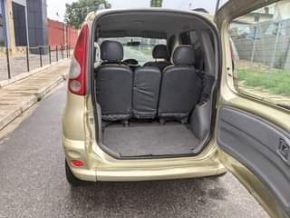 A picture of Toyota funcargo