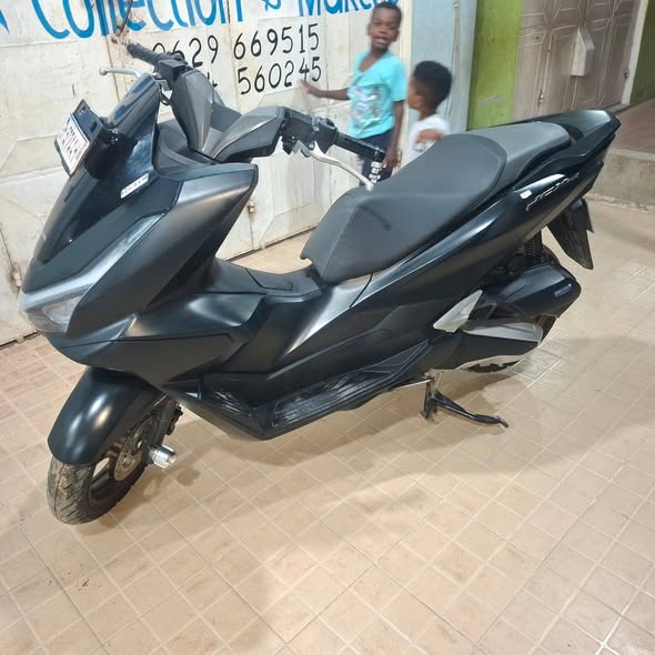 A picture of PCX 160