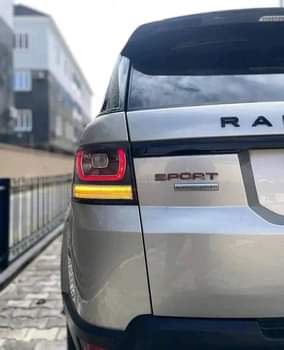 A picture of REGISTERED 2014 RANGR ROVER SPORTS SUPERCHARGED Panoramic roof Active LED