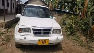 suzuki escudo