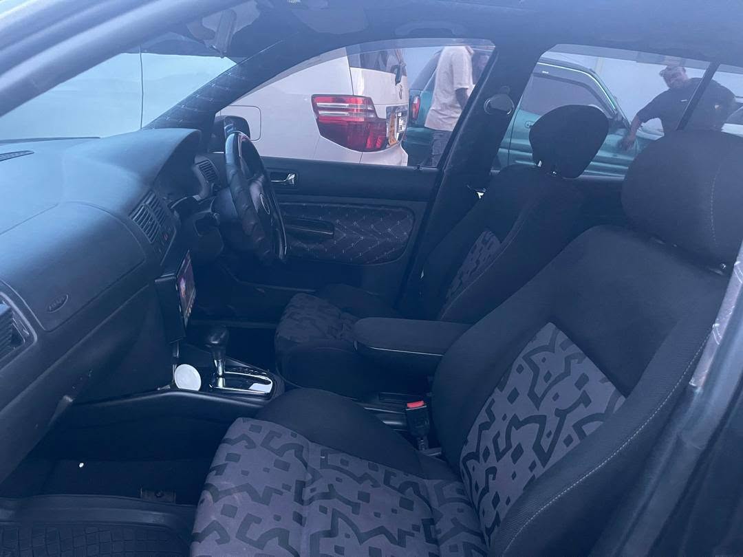 A picture of Volkswagen Golf