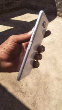 A picture of Nauza sony sov42 haina kipengel camera kali
