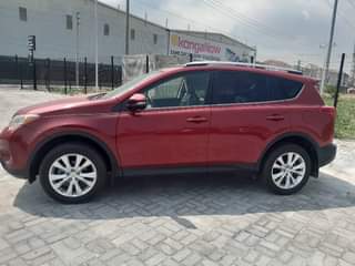 A picture of 2013 TOYOTA RAV 4 LIMITED