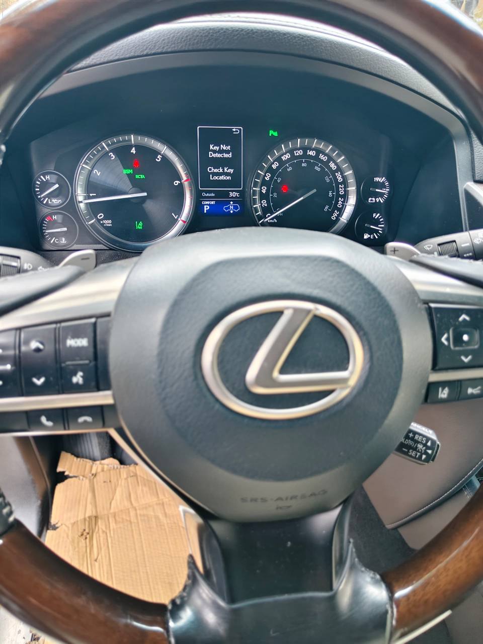 A picture of Lexus Lx570