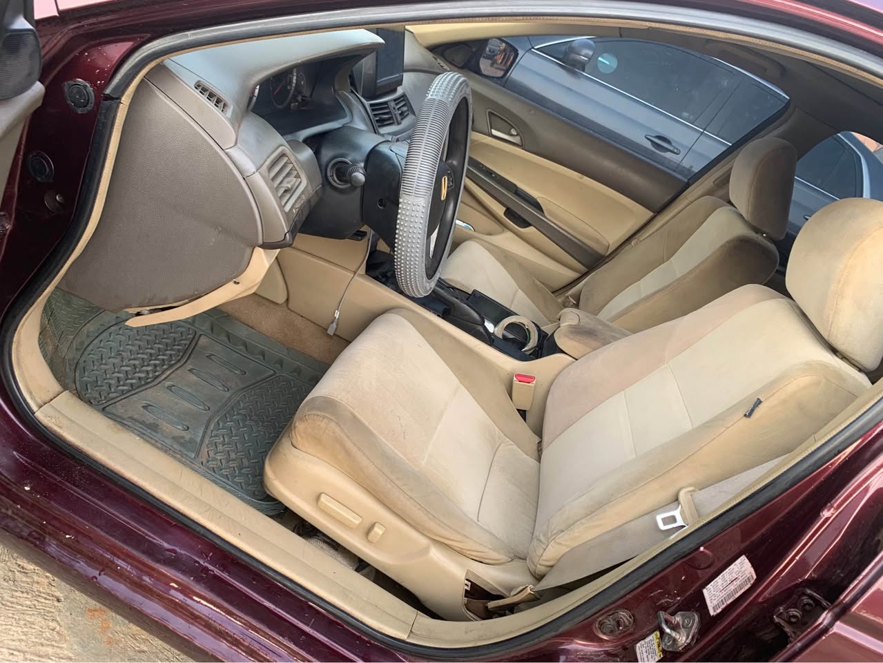 A picture of Register Honda accord 2009