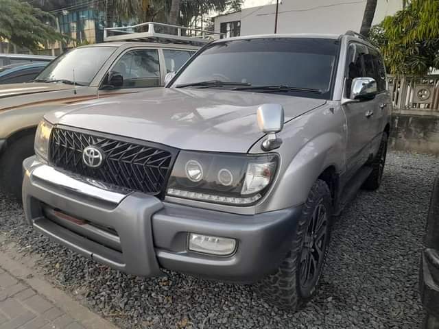 A picture of LAND CRUISER AMAZON DM