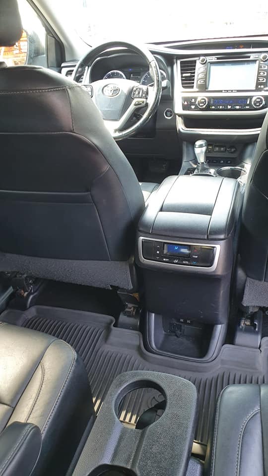 A picture of Toyota Highlander 017