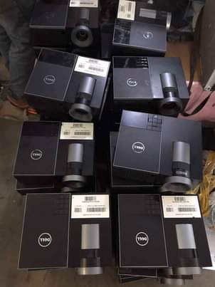 A picture of DELL PROJECTOR