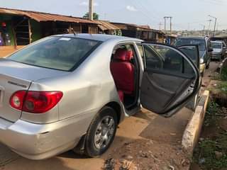 A picture of Neatly used 2007 Toyota Corolla with unscrewed engine painted once