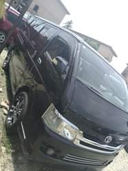 A picture of 2010 model hummer bus Location Amuwo odofin Lagos 09030746449