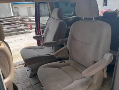 A picture of EXTREMELY CLEAN 2005 MODEL TOYOTA SIENNA Sound Engine Smooth Gear