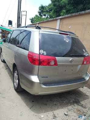 A picture of Neat seina Model 2006 Price 8 3 Location Amuwo odofin