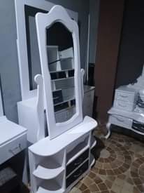 A picture of Dressing mirror
