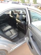 A picture of Toyota avensis 2007 working perfectly serious buyer should call me