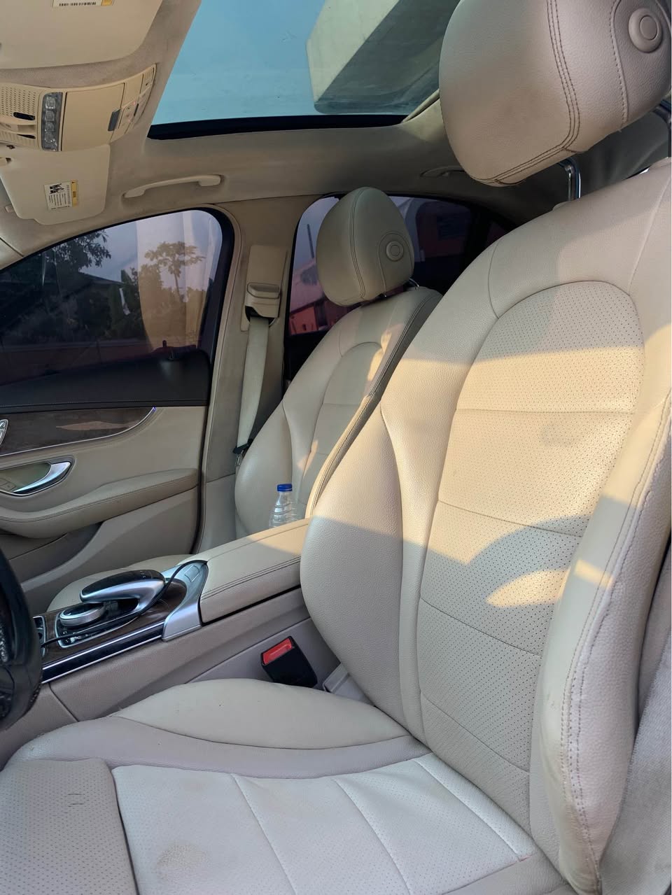 A picture of Extremely clean Tokunbo standard Mecerdes benz c300 2016 model