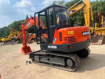 A picture of Doosan Dh55