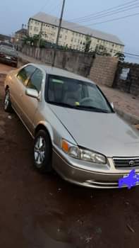 A picture of Neatly used Toyota Camry 2 2 Engine very sound Gear