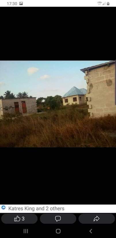A picture of VIKINDU MAGODANI Kibanda na eneo lake futi 60 kwa 50