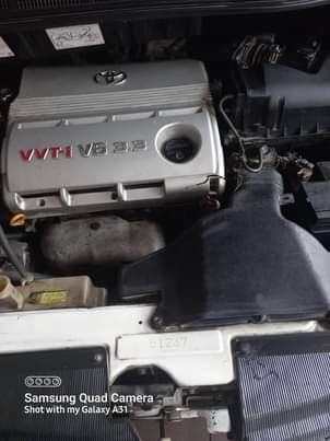 A picture of Toyota sienna 2005