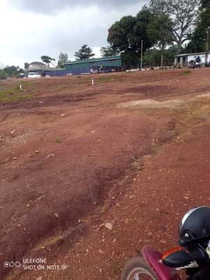 A picture of Plot installment kibanjampola plot zino zisangibwa ku masaka road nekumityana