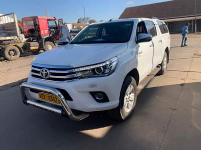 used toyota hilux