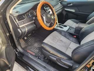 A picture of Brand Toyota Model Camry Year 2014