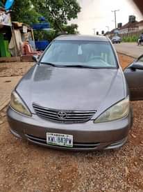 A picture of Toyota Camry 2004 model everything working perfectly okay