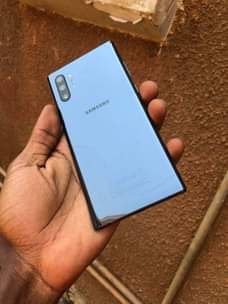 A picture of QUICK DEAL SAMSUNG NOTE10 CALL 0709495014