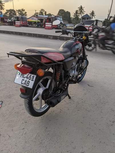 A picture of Boxer BM 125