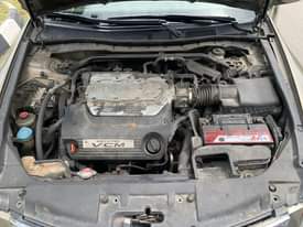 A picture of Few months used 2009 Honda Accord pure first body untempered