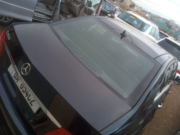 A picture of Mercedes Benz e300