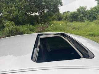 A picture of Toyota Crown