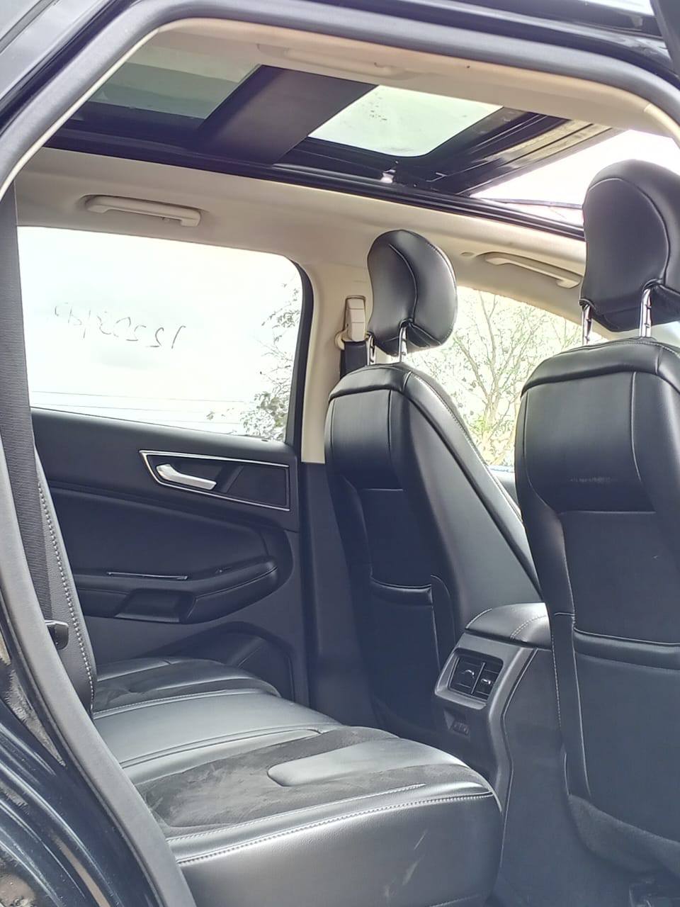 A picture of Distress sale direct Belgium FORD EDGE 2017 FULL PANO