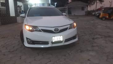 A picture of 2012 TOYOTA CAMRY SE