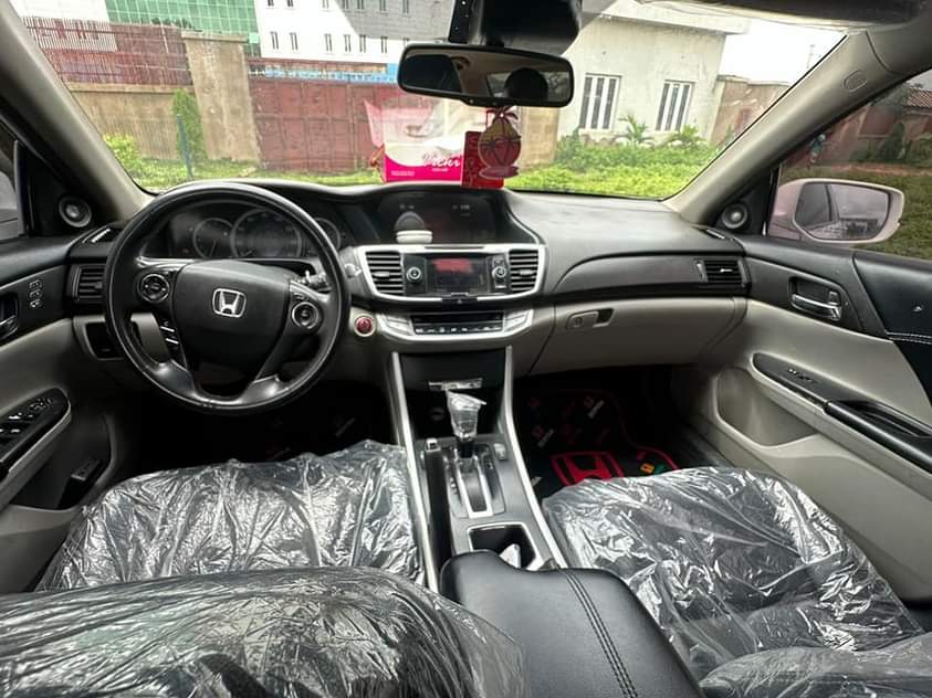 A picture of 2013 Honda Accord