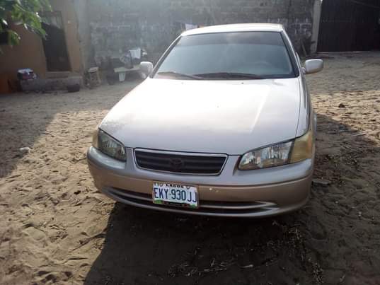 A picture of Toyota Camry v6