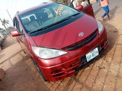 A picture of Neatly Used Toyota Previa First Body With Engine Gear Ac