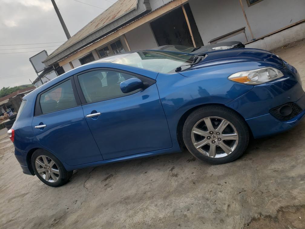 A picture of HIGHEST GRADE TOYOTA MATRIX 2010