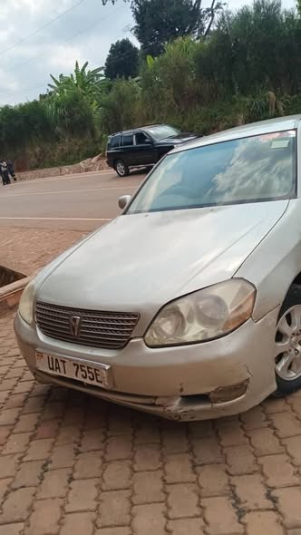 A picture of Available Uhs 9m 0702549830
