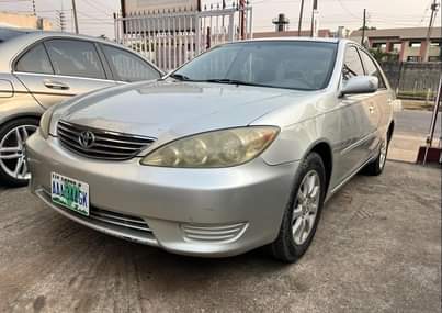 A picture of 2006 Toyota Camry First body nothing to fix Buy and