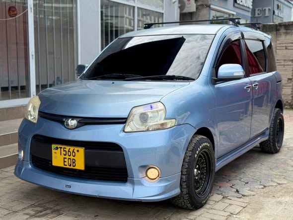 A picture of PRICE MILION 16 8 TSHS TOYOTA SIENTA NEW MODEL EQB