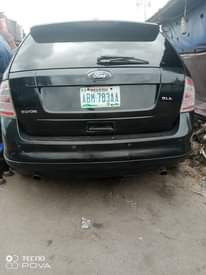 A picture of Ford edge 08