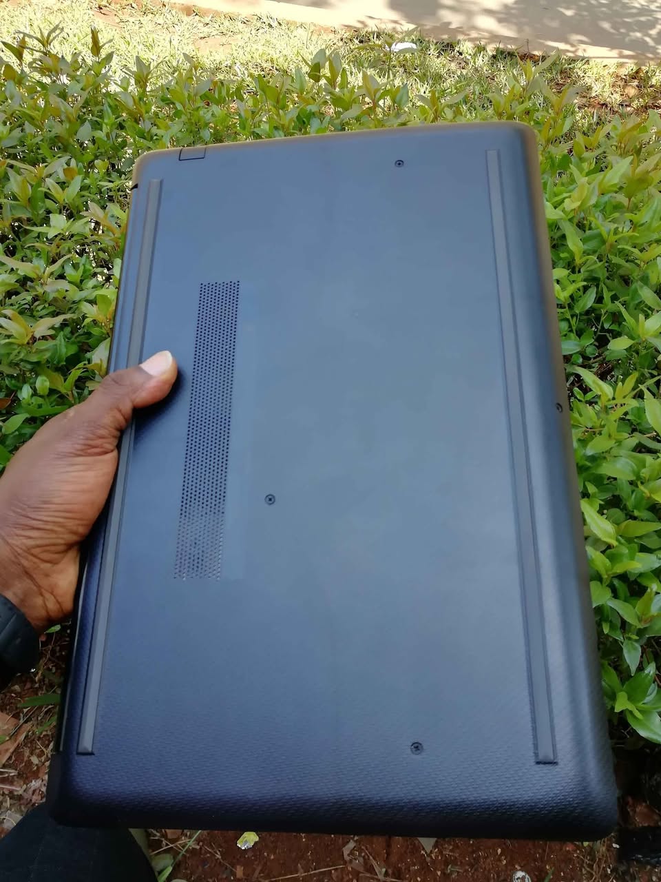 A picture of HP i3 10th Gen 1000gb 