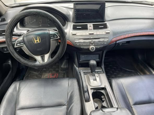 A picture of 2010 Honda Accord