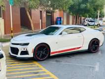A picture of Camaro 2018